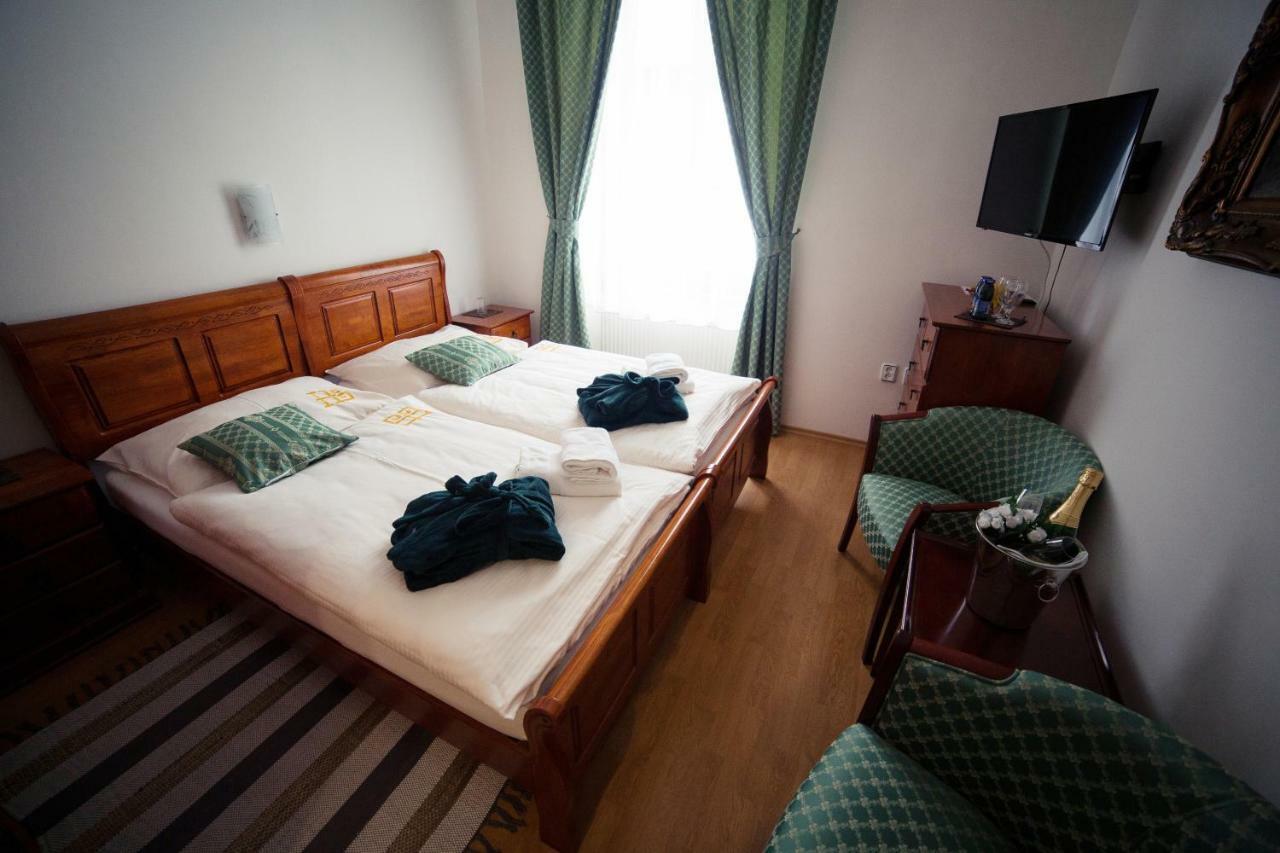Hotel Bristol Banská Štiavnica Exterior foto
