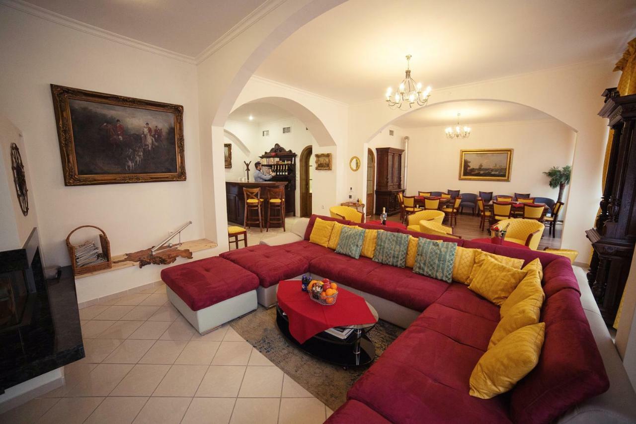 Hotel Bristol Banská Štiavnica Exterior foto